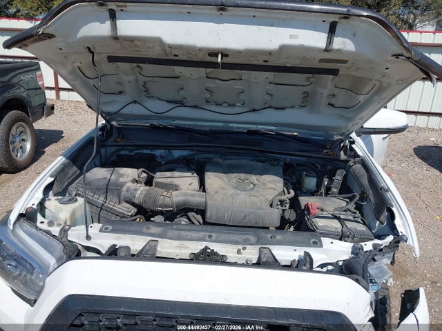 5TFGZ5AN0GX046005 Toyota Tacoma Limited