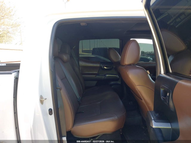 5TFGZ5AN0GX046005 Toyota Tacoma Limited
