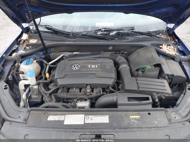 1VWAT7A39HC000583 Volkswagen Passat 1.8t S