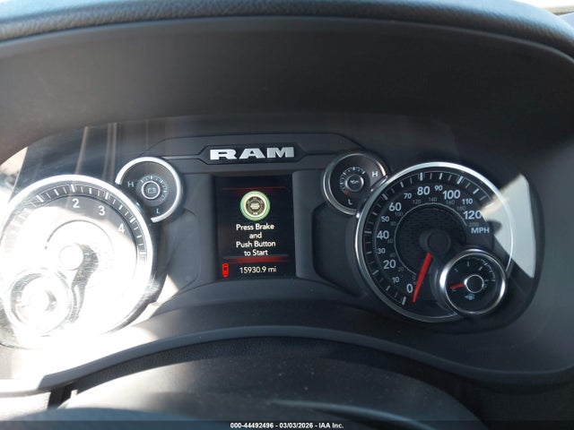 3C6UR5DJ0RG405718 RAM 2500 Big Horn 4x4 6&#039;4 Box