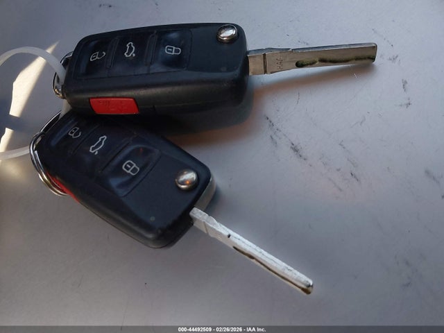WVGBV7AX7FW581478 Volkswagen TIGUAN SE