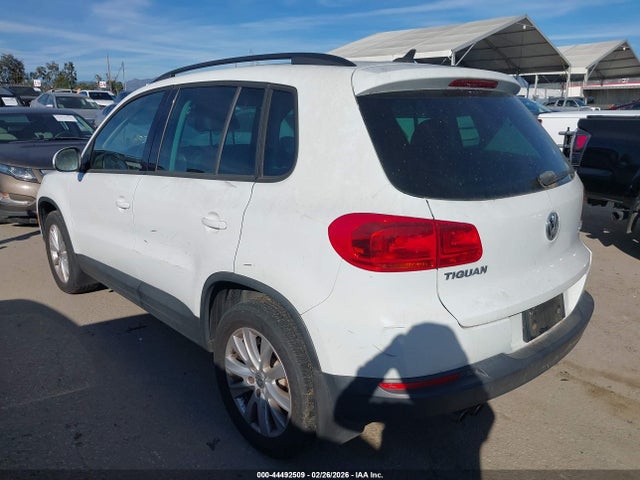 WVGBV7AX7FW581478 Volkswagen TIGUAN SE