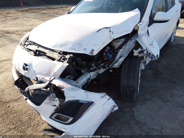 Продаж на аукціоні авто 2011 Mazda Mazda3, vin: JM1BL1U63B1375690, номер лоту: 44492534