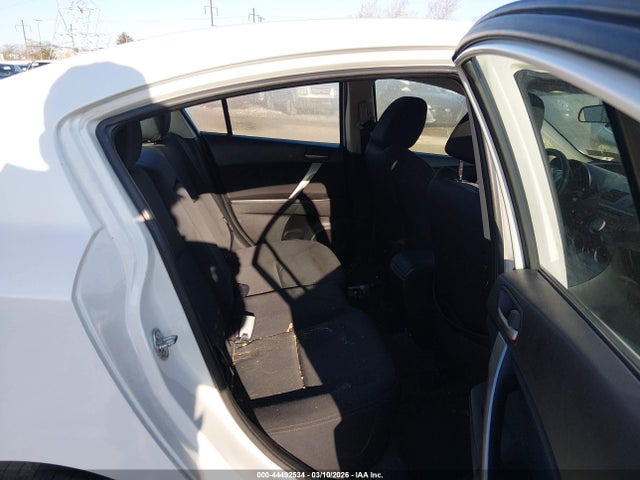 Продаж на аукціоні авто 2011 Mazda Mazda3, vin: JM1BL1U63B1375690, номер лоту: 44492534