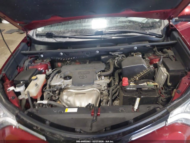 2018 TOYOTA RAV4 2T3RFREVXJW840489 Photo 9