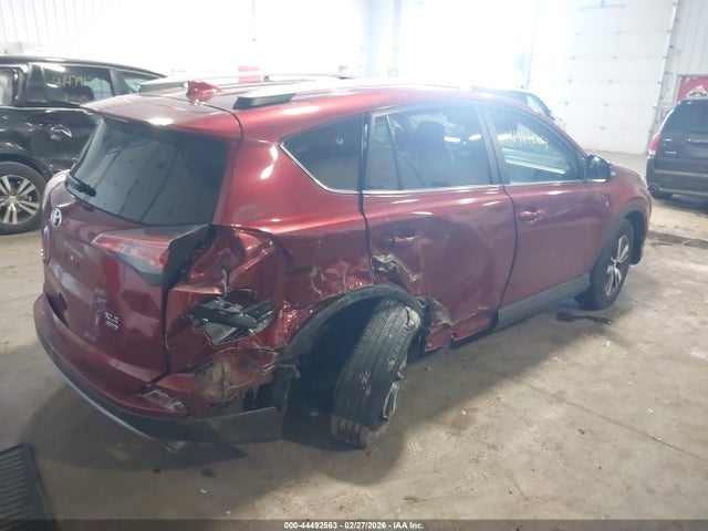 2018 TOYOTA RAV4 2T3RFREVXJW840489 Photo 3