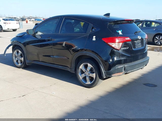 2017 HONDA HR-V 3CZRU5H57HM723310 Photo 2
