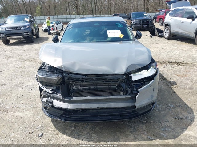 44492594 :رقم المزاد ، 1HGCY2F72RA035900 vin ، 2024 Honda Accord Hybrid Sport-l مزاد بيع