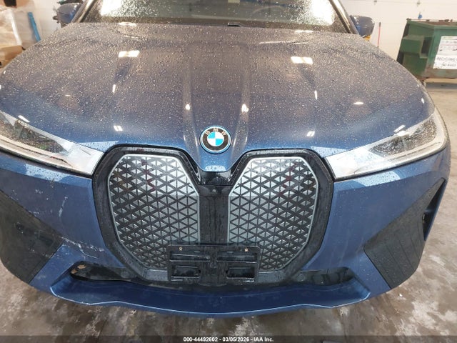 2025 BMW IX WB523CF02SCU47905 Photo 9