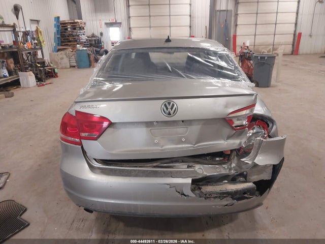 Продажа на аукционе авто 2014 Volkswagen Passat 2.5l Wolfsburg Edition, vin: 1VWAH7A32EC011700, номер лота: 44492611