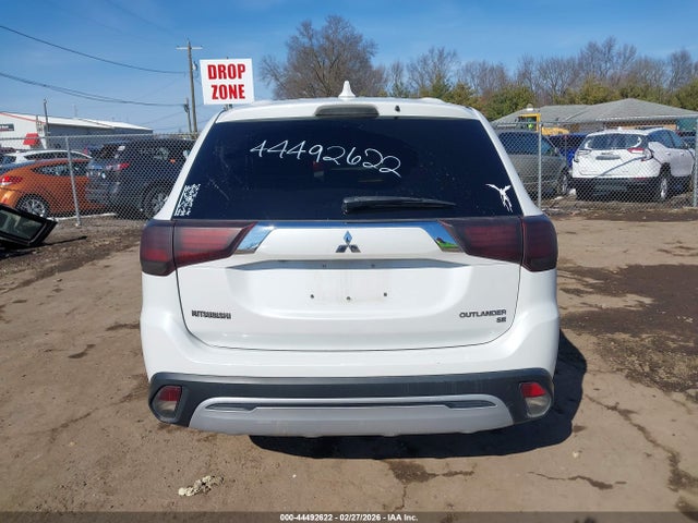Продажа на аукционе авто 2019 Mitsubishi Outlander Se, vin: JA4AD3A36KZ007899, номер лота: 44492622