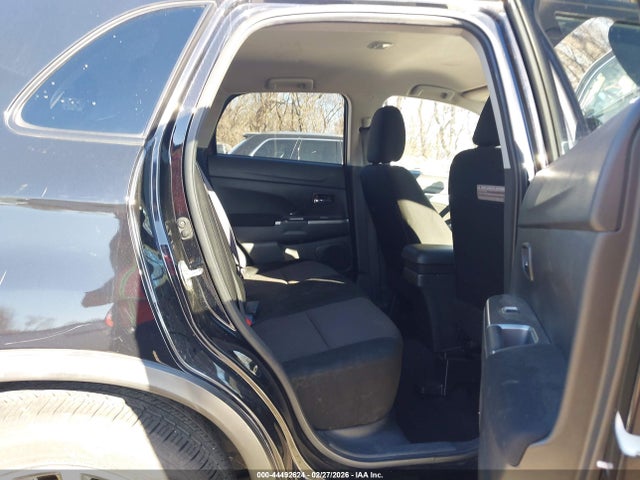 2018 MITSUBISHI OUTLANDER SPORT JA4AP3AU9JU026068 Photo 7