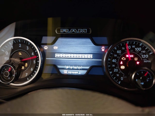 2020 Ram 1500 Big Horn  4x4 5'7 Box მანქანა იყიდება აუქციონზე, vin: 1C6SRFFT4LN408471, აუქციონის ნომერი: 44492676