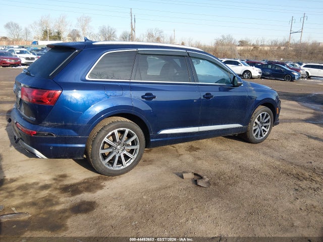 2019 AUDI Q7 WA1LAAF79KD037591 Photo 3