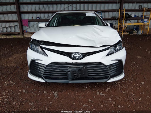 4T1C11AK2PU763216 Toyota CAMRY LE