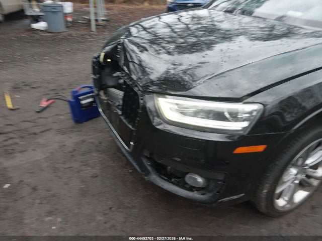 Продаж на аукціоні авто 2015 Audi Q3 2.0t Premium Plus, vin: WA1GFCFS7FR004732, номер лоту: 44492703