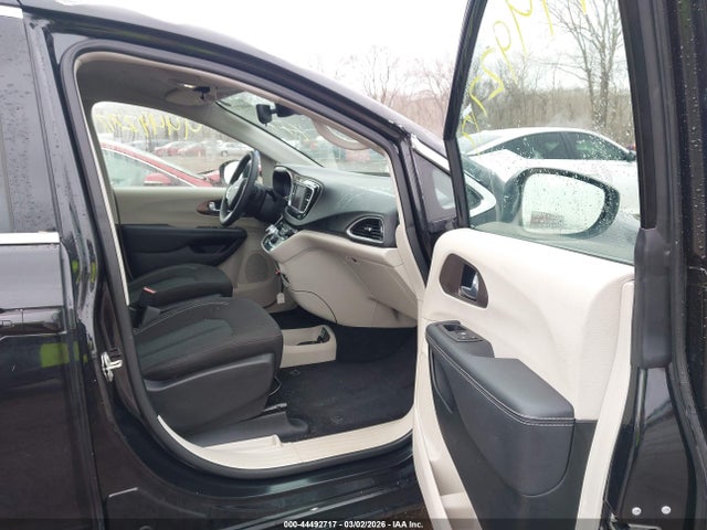 Продажа на аукционе авто 2023 Chrysler Voyager Lx, vin: 2C4RC1CG6PR581694, номер лота: 44492717