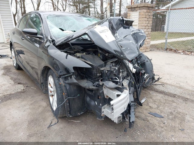 Продаж на аукціоні авто 2015 Chrysler 200 Limited, vin: 1C3CCCAB4FN502547, номер лоту: 44492725