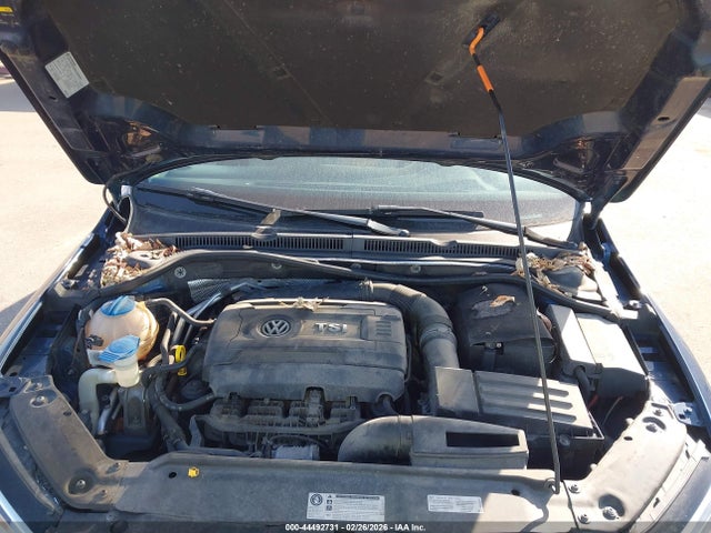 3VWD07AJ8EM239069 Volkswagen Jetta 1.8t Se