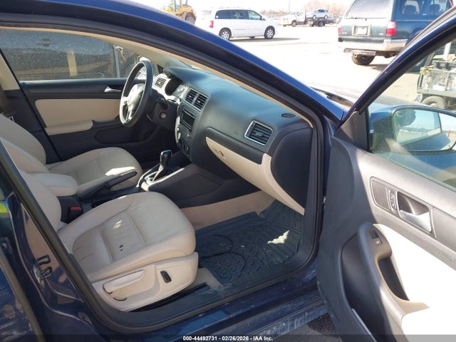 3VWD07AJ8EM239069 Volkswagen Jetta 1.8t Se