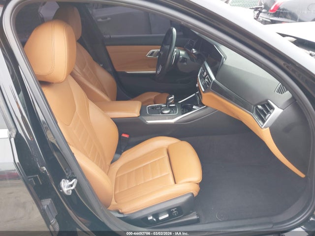 2019 BMW 330I WBA5R7C5XKAJ82814 Photo 4