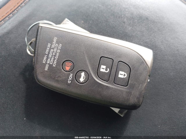 2013 Lexus Ls 460 L მანქანა იყიდება აუქციონზე, vin: JTHDL5EF7D5005142, აუქციონის ნომერი: 44492793