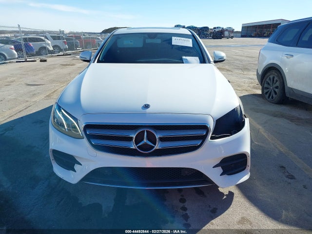 44492844 :رقم المزاد ، WDDZF4KBXJA319015 vin ، 2018 Mercedes-benz E 300 4matic مزاد بيع