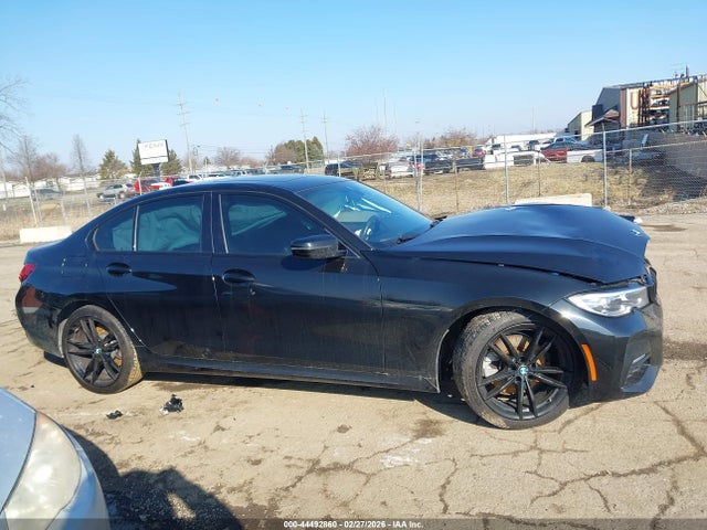 44492860 :رقم المزاد ، 3MW5R7J06M8B60489 vin ، 2021 Bmw 330i Xdrive مزاد بيع
