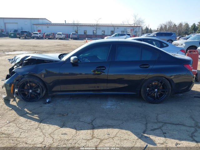 44492860 :رقم المزاد ، 3MW5R7J06M8B60489 vin ، 2021 Bmw 330i Xdrive مزاد بيع
