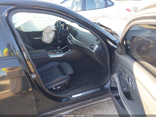 44492860 :رقم المزاد ، 3MW5R7J06M8B60489 vin ، 2021 Bmw 330i Xdrive مزاد بيع