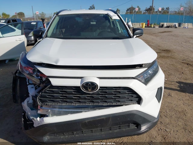 Toyota RAV4 LE 2021 2T3H1RFV4MW143946 Image 13