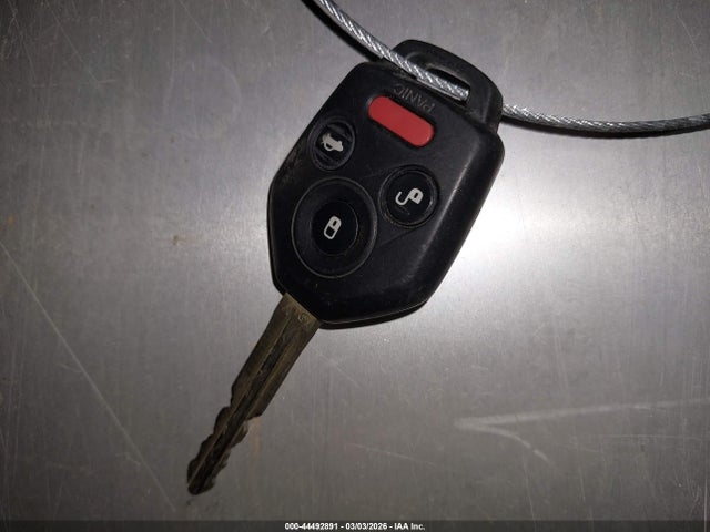 JF1GJAA61GH014818 Subaru Impreza 2.0i