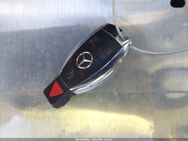 Продажа на аукционе авто 2016 Mercedes-benz C 300, vin: 55SWF4JB6GU105166, номер лота: 44492902