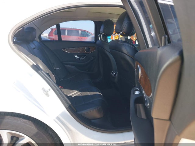 Продажа на аукционе авто 2016 Mercedes-benz C 300, vin: 55SWF4JB6GU105166, номер лота: 44492902