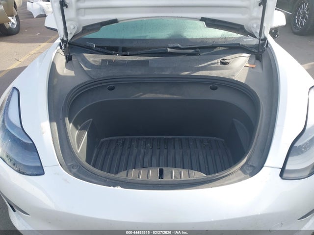Продажа на аукционе авто 2021 Tesla Model 3 Long Range Dual Motor All-wheel Drive, vin: 5YJ3E1EB7MF926739, номер лота: 44492915