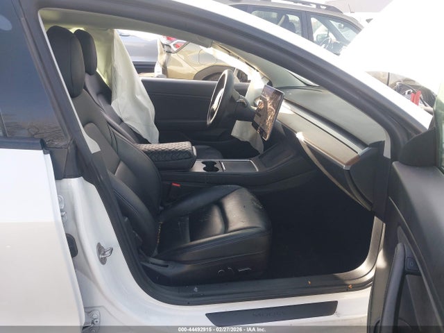 Продажа на аукционе авто 2021 Tesla Model 3 Long Range Dual Motor All-wheel Drive, vin: 5YJ3E1EB7MF926739, номер лота: 44492915