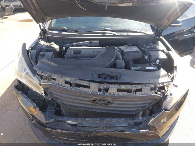 Hyundai Sonata Limited 2015 5NPE34AF1FH062865 Image 10
