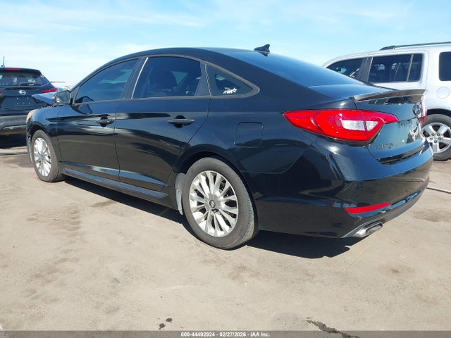 Hyundai Sonata Limited 2015 5NPE34AF1FH062865 Image 3