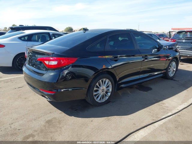 Hyundai Sonata Limited 2015 5NPE34AF1FH062865 Image 4