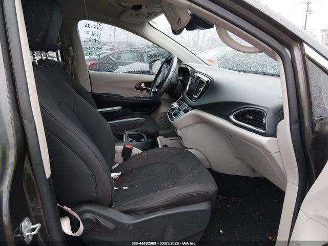 2019 Chrysler Pacifica Touring Plus მანქანა იყიდება აუქციონზე, vin: 2C4RC1FG6KR644846, აუქციონის ნომერი: 44492969