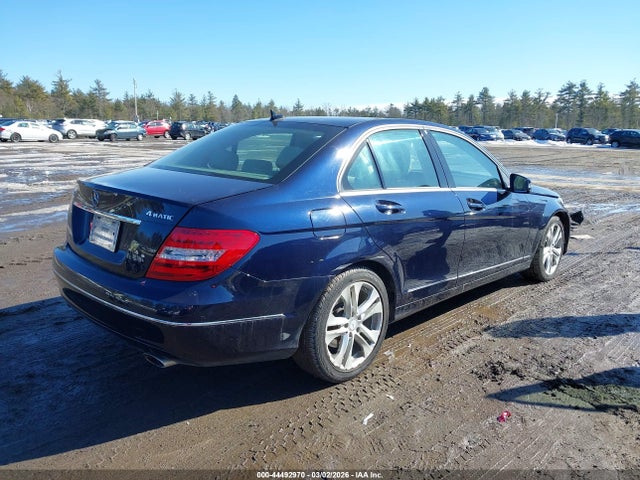 Продаж на аукціоні авто 2012 Mercedes-benz C 300 Luxury 4matic, vin: WDDGF8BB2CF893810, номер лоту: 44492970