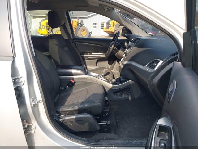 44492975 :رقم المزاد ، 3D4PH1FG7BT562293 vin ، 2011 Dodge Journey Mainstreet مزاد بيع