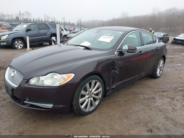 2011 JAGUAR XF SAJWA0GB3BLR86349 Photo 1