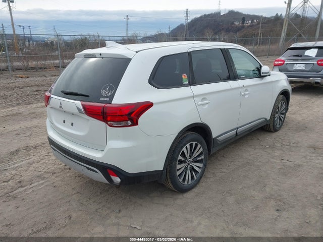2020 MITSUBISHI OUTLANDER JA4AZ3A36LZ047449 Photo 3