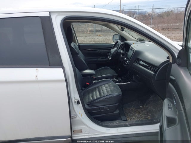 2020 MITSUBISHI OUTLANDER JA4AZ3A36LZ047449 Photo 4