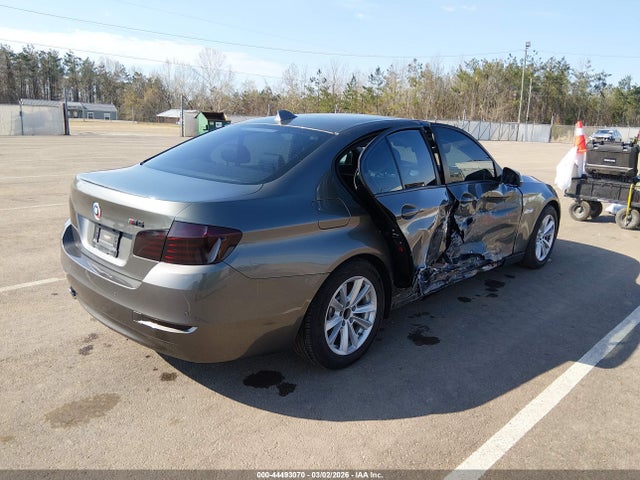 44493070 :رقم المزاد ، WBA5A5C52FD520013 vin ، 2015 Bmw 528i مزاد بيع