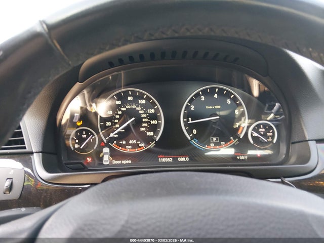 44493070 :رقم المزاد ، WBA5A5C52FD520013 vin ، 2015 Bmw 528i مزاد بيع