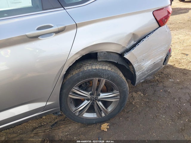 2022 VOLKSWAGEN JETTA 3VW7M7BU9NM026559 Photo 5