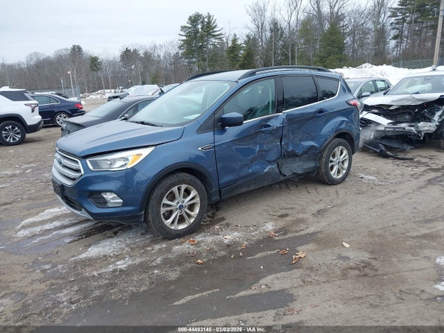 Ford ESCAPE SE 2018 1FMCU9GD1JUB33144 Image 2