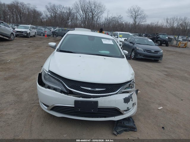 44493147 :رقم المزاد ، 1C3CCCAB6FN692738 vin ، 2015 Chrysler 200 Limited مزاد بيع